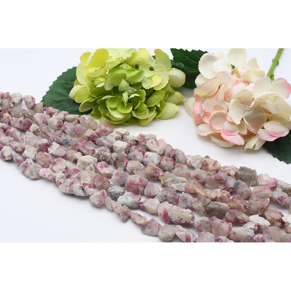 11-13x15-18mm Natural Faceted Red tourmaline rectangle Rough Original stone Bead For DIY necklace bracelet jewelry free delivery
11-13x15-18mm Natural Faceted Red tourmaline rectangle Rough Original stone Bead For DIY necklace bracelet jewelry free delivery