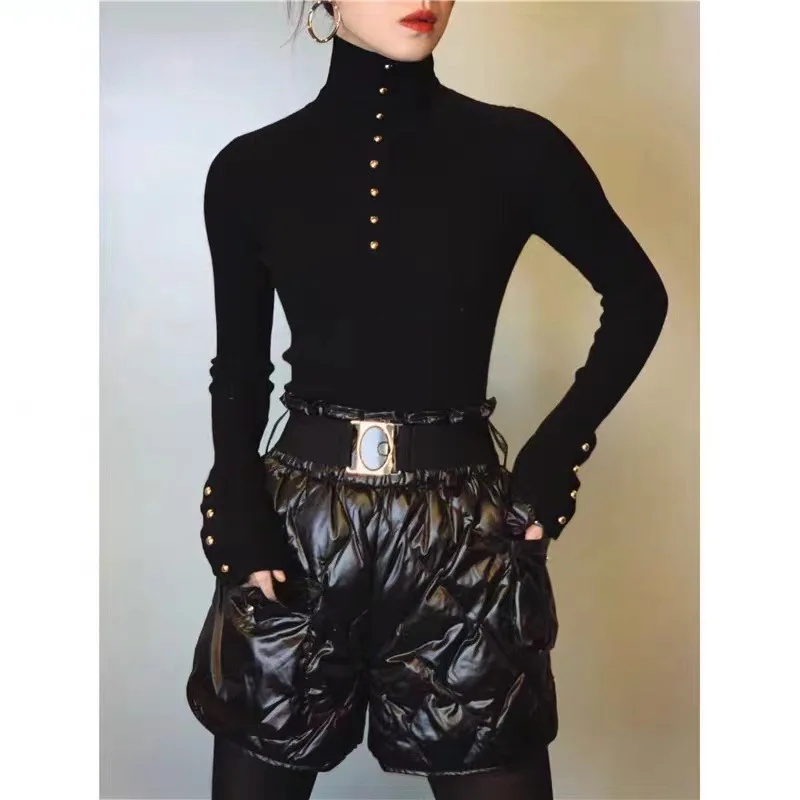 2022 Top Gold Buckle High Collar Stretch Slim Jumper Female Minimalist Thin Temperament Commuter Knitted Bottoming Shirt Brand
2022 Top Gold Buckle High Collar Stretch Slim Jumper Female Minimalist Thin Temperament Commuter Knitted Bottoming Shirt Brand