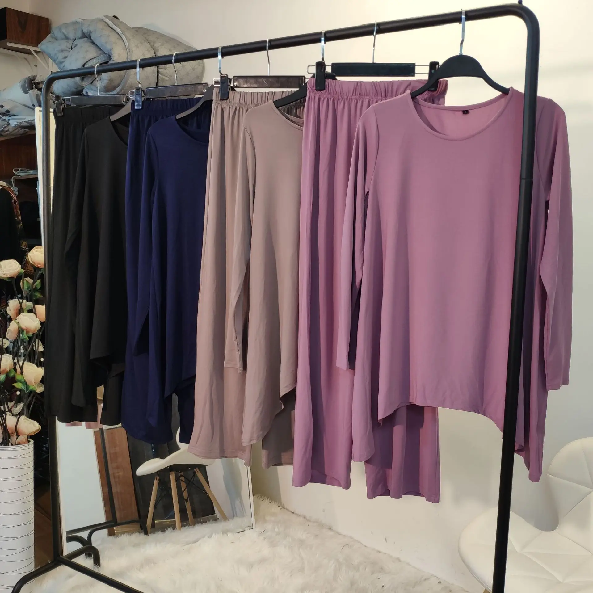 Donsignet Muslim Sets Muslim Fashion Middle East Eid Duabi Abaya Turkey Robe Casual Loose Long Pants and Tops Arab Muslim Suit 
Donsignet Muslim Sets Muslim Fashion Middle East Eid Duabi Abaya Turkey Robe Casual Loose Long Pants and Tops Arab Muslim Suit