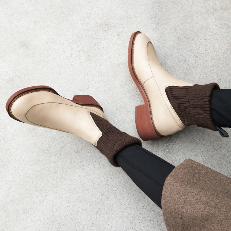 2020 New Sweet Female Chelsea Short Boots Genuine Leather Square Heels Women Warm Socks Ankle Boots Dancing Party Shoes Woman
2020 New Sweet Female Chelsea Short Boots Genuine Leather Square Heels Women Warm Socks Ankle Boots Dancing Party Shoes Woman