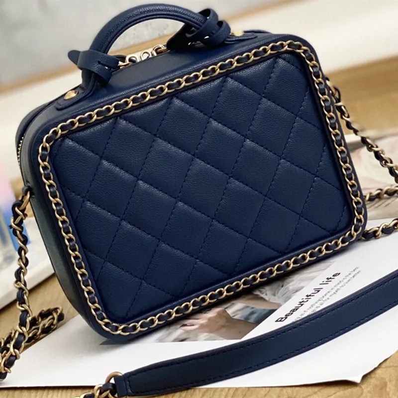 Luxury Bag Women 2021 New Sheepskin Small Bag Female Chain Shoulder Messenger Bag Leather Cosmetic Bag Camera Bag
Luxury Bag Women 2021 New Sheepskin Small Bag Female Chain Shoulder Messenger Bag Leather Cosmetic Bag Camera Bag