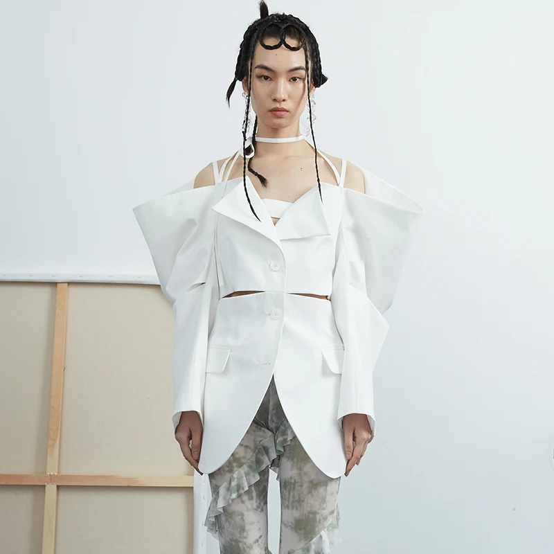 Женский весенний Новый женский белый блейзер с открытой спиной, с длинным рукавом, весна-лето, прямой пиджак, свободная куртка
Женский весенний Новый женский белый блейзер с открытой спиной, с длинным рукавом, весна-лето, прямой пиджак, свободная куртка