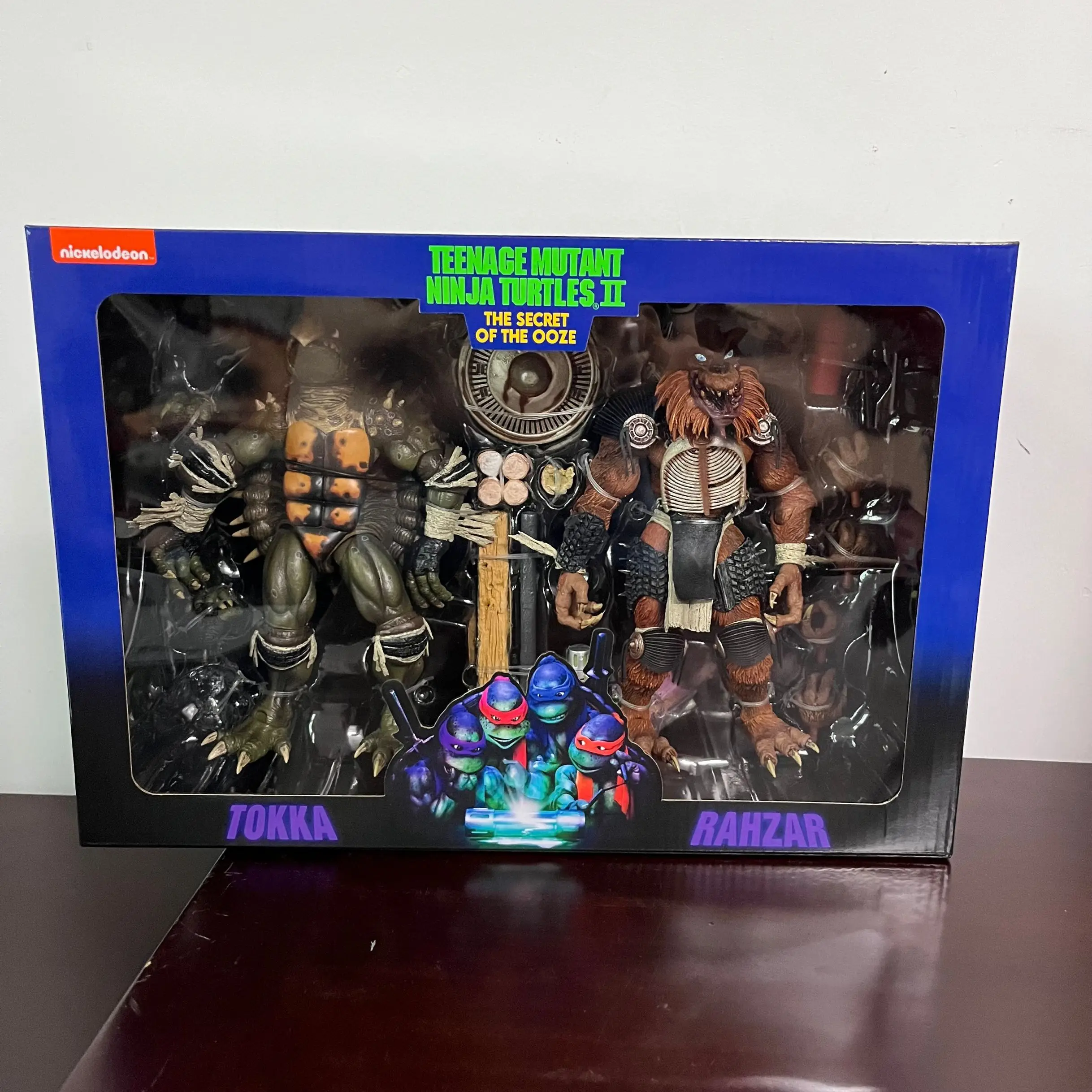 Фигурка NECA оригинальная, секретор оуз токка рахар, фигурка черепахи, модель игрушек, крутая кукла, подарок на день рождения для друга
Фигурка NECA оригинальная, секретор оуз токка рахар, фигурка черепахи, модель игрушек, крутая кукла, подарок на день рождения для друга