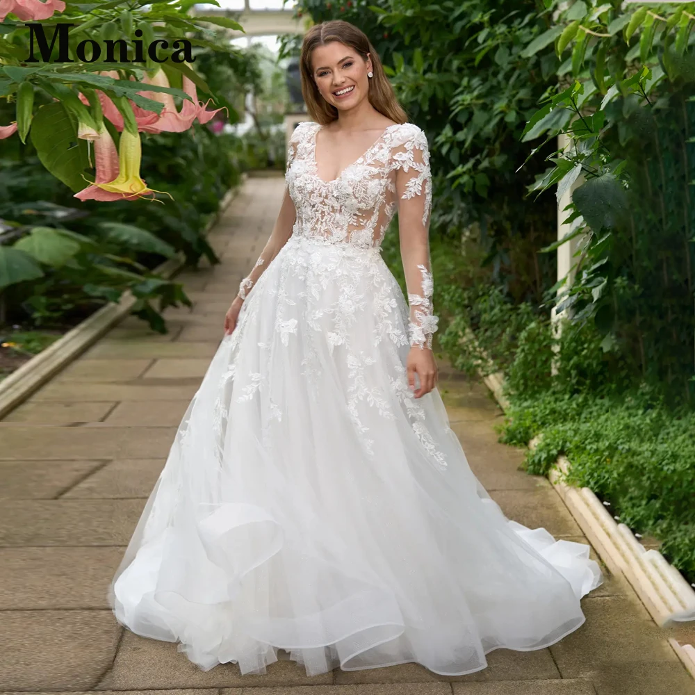 MONICA Vintage Button Wedding Dresses For Women A-LINE Tulle Appliques V-Neck Court Train Long Sleeves Robe De Mariée Customised
MONICA Vintage Button Wedding Dresses For Women A-LINE Tulle Appliques V-Neck Court Train Long Sleeves Robe De Mariée Customised