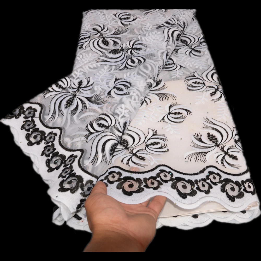 2023 Latest Nigerian French Lace Fabric White & Gold Color High Quality African Tulle Lace With Stones For Wedding Dress 5 Yard
2023 Latest Nigerian French Lace Fabric White & Gold Color High Quality African Tulle Lace With Stones For Wedding Dress 5 Yard