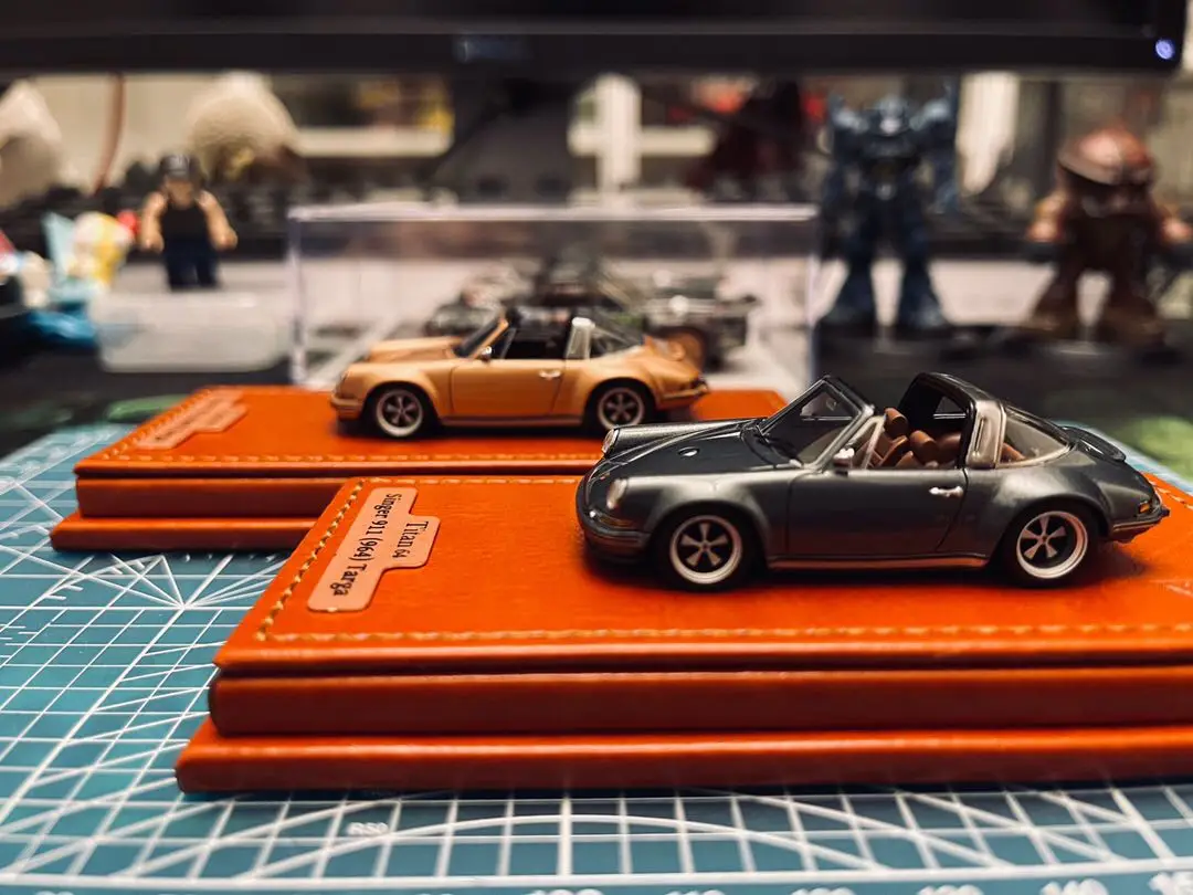 Модель-трансформер для макияжа Titan 1:64 Porsche, Singer911 964, Targa, коллекция, орнамент, подарок
Модель-трансформер для макияжа Titan 1:64 Porsche, Singer911 964, Targa, коллекция, орнамент, подарок