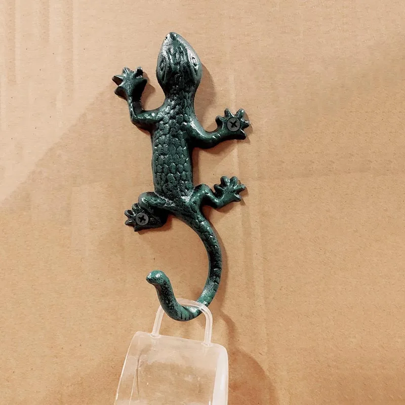 Creative Gecko Wall Mount Decorative Hooks Cast Iron Retro Big Clothes Coat Hats Towel Hanger Shelf For Kitchen Home Decoration
Creative Gecko Wall Mount Decorative Hooks Cast Iron Retro Big Clothes Coat Hats Towel Hanger Shelf For Kitchen Home Decoration