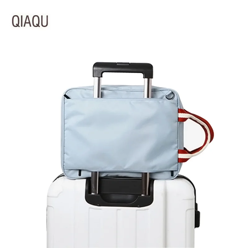 Travel High Capacity Boarding packageMan Women Casual Solid Color nylon handbag Cross body clothing storage pouch handbag
Travel High Capacity Boarding packageMan Women Casual Solid Color nylon handbag Cross body clothing storage pouch handbag