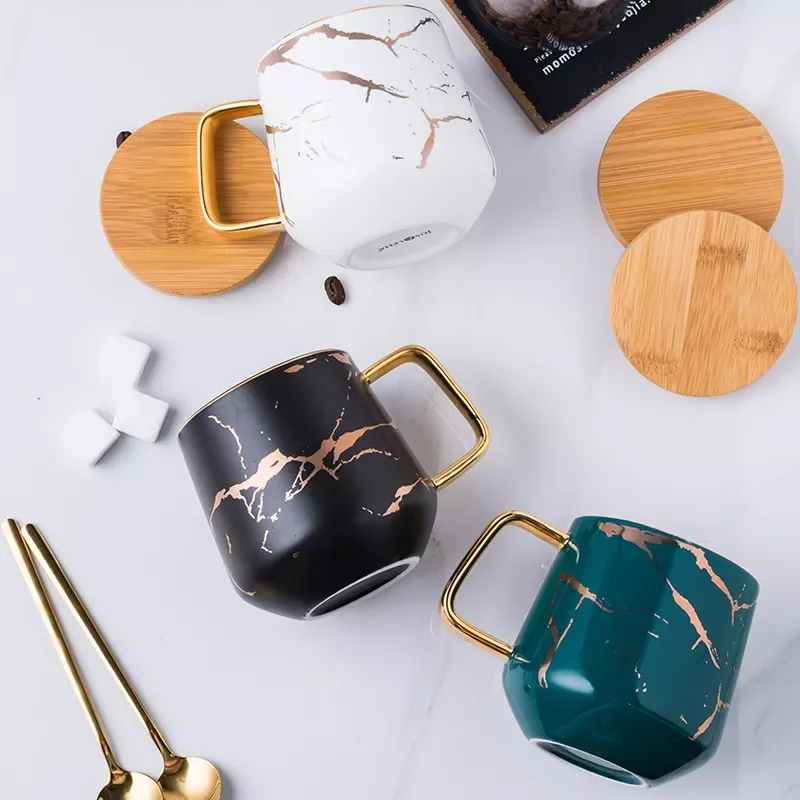 

New in Mug Breakfast Milk Mugs Beer Drink Marble Ceramic Glass Tea Cup Gold Plated Handle Wood Saucer Lid Drinkware Gift Cups