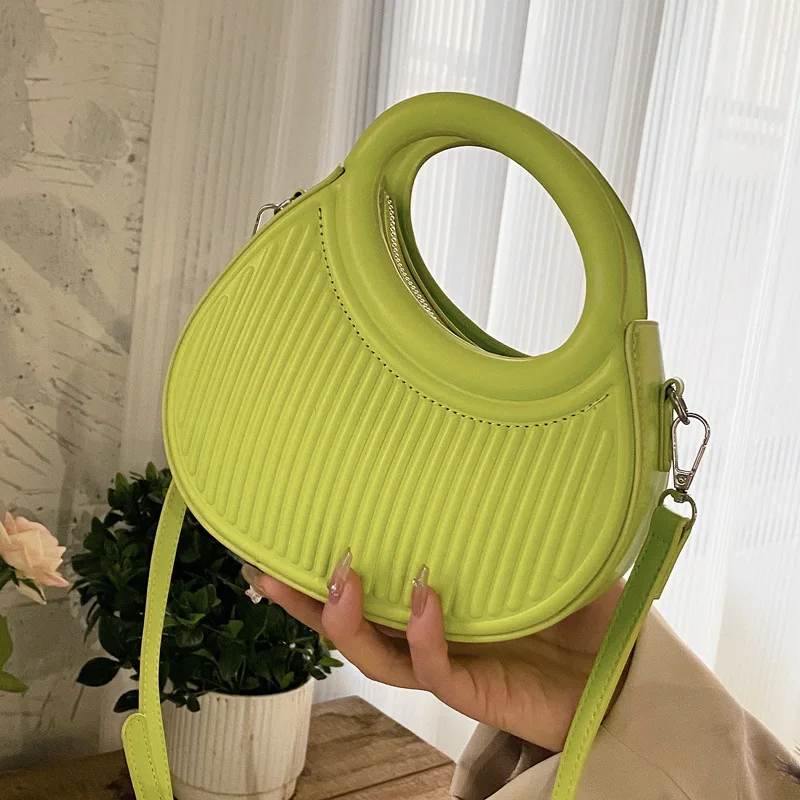 Bag 2023 Female Bag Popular Cross Body Bag Foreign Style Super Fire Moon Style Luxury Designer Purses And Handbags Young Girls
Bag 2023 Female Bag Popular Cross Body Bag Foreign Style Super Fire Moon Style Luxury Designer Purses And Handbags Young Girls
