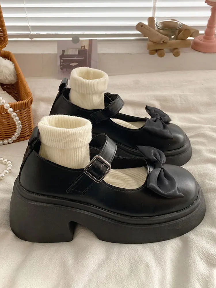 Женские туфли-лодочки 
Женские туфли-лодочки