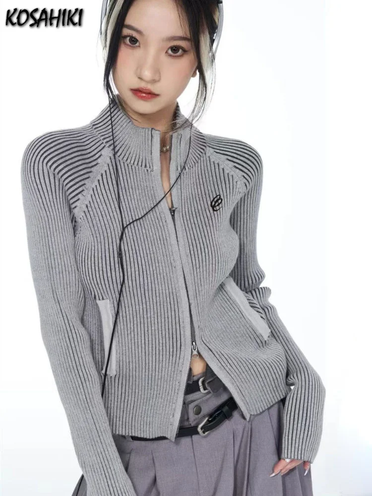Vintage Zipper Women Embroidery Y2k Aesthetic Grunge Sweater Jackets Female Harajuku Slim Knitted Coats Femme
Vintage Zipper Women Embroidery Y2k Aesthetic Grunge Sweater Jackets Female Harajuku Slim Knitted Coats Femme