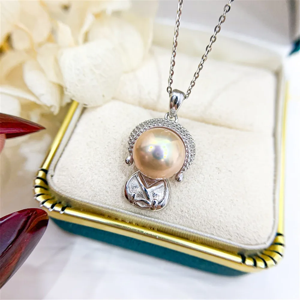 DIY Pearl Mini S925 Sterling Silver Pendant Empty Tofu Little Man Necklace Pendant with 10-11mm Beads
DIY Pearl Mini S925 Sterling Silver Pendant Empty Tofu Little Man Necklace Pendant with 10-11mm Beads