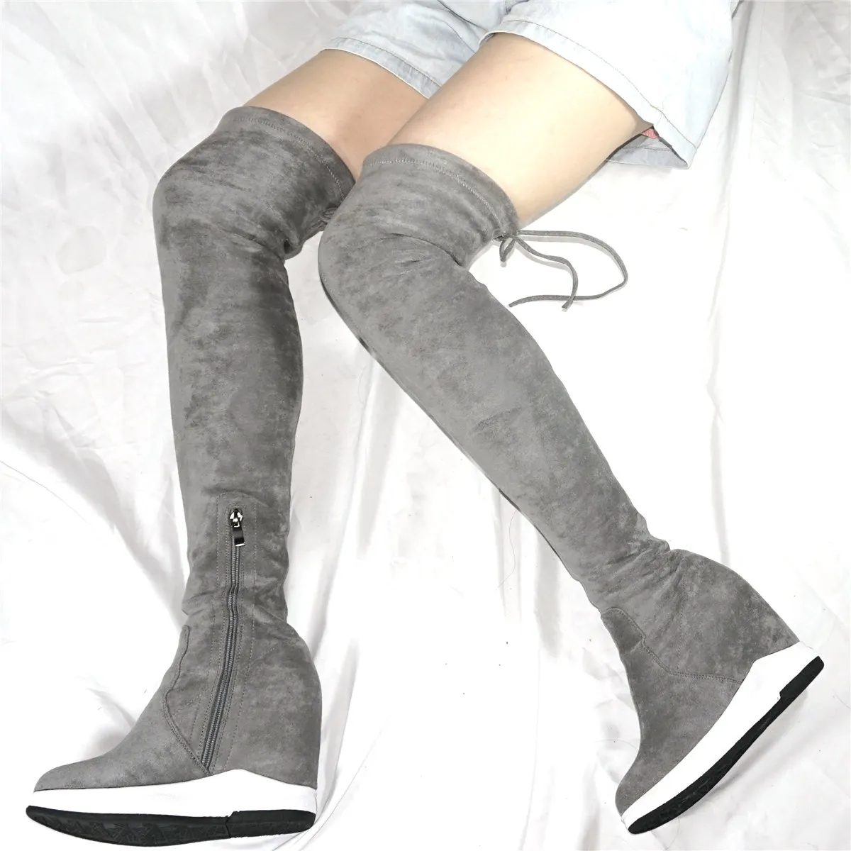 Wedges Fashion Sneakers Women Stretchy Velvet High Heel Military Boots Female Thigh High Round Toe Platform Pumps Casual Shoes
Wedges Fashion Sneakers Women Stretchy Velvet High Heel Military Boots Female Thigh High Round Toe Platform Pumps Casual Shoes