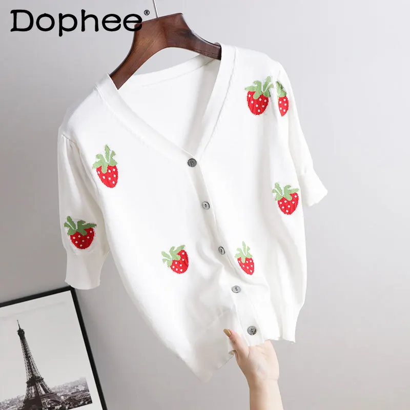 Cute Strawberry Hand-Embroidered Knitted T-shirt for Women V-neck Sweater Cardigan Short Coat Korean Style Outer Wear Tshirt Top
Cute Strawberry Hand-Embroidered Knitted T-shirt for Women V-neck Sweater Cardigan Short Coat Korean Style Outer Wear Tshirt Top
