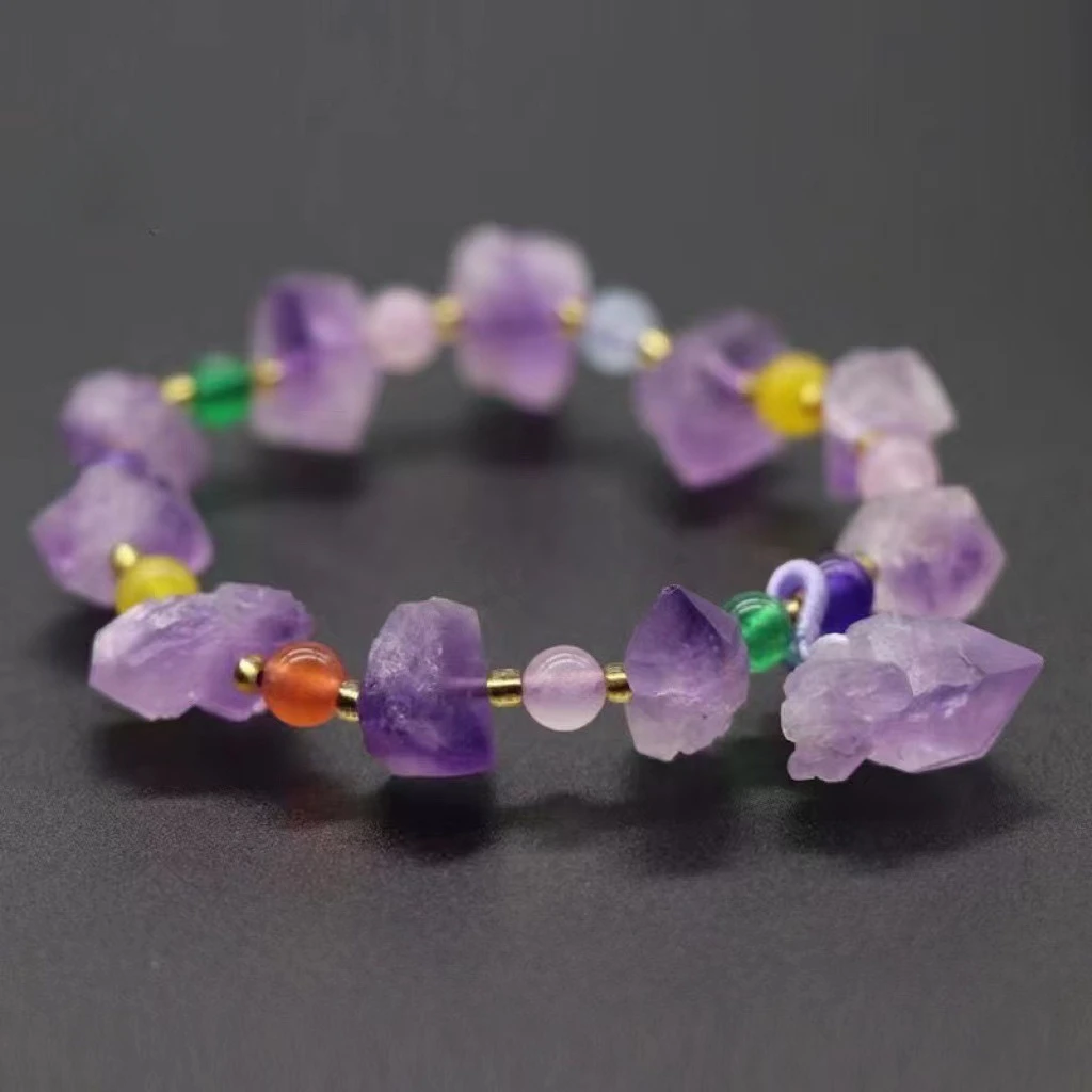 Natural Amethyst Original Stone Bracelet Female Irregular Shape Energy Retaining Jewelry
Natural Amethyst Original Stone Bracelet Female Irregular Shape Energy Retaining Jewelry