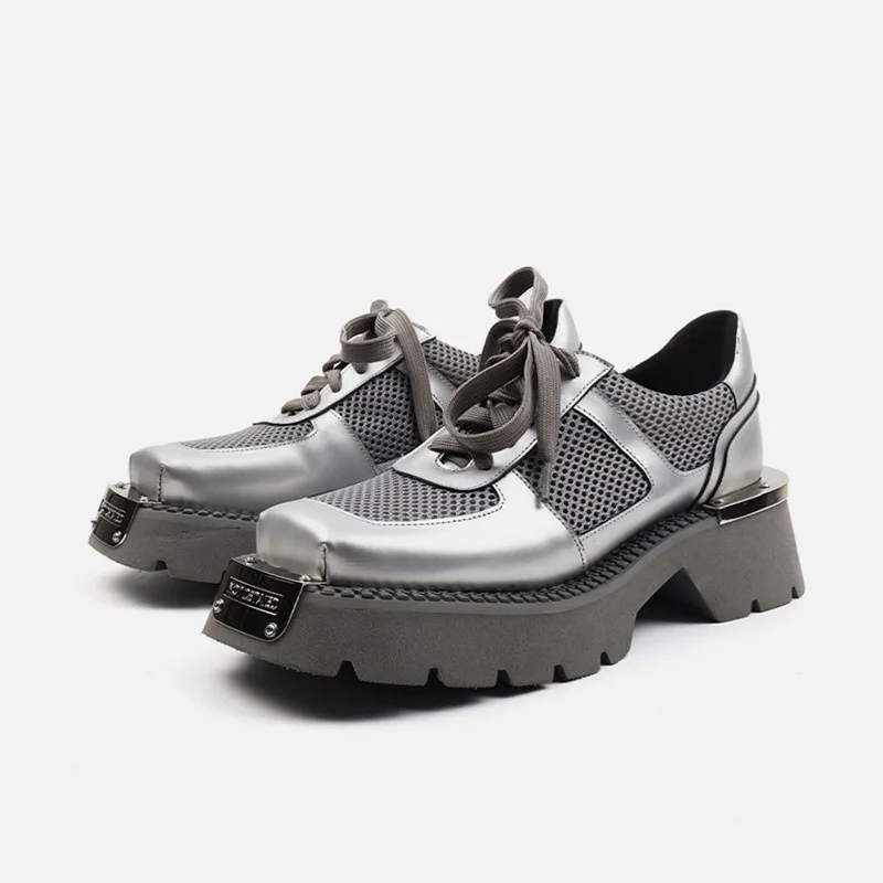 Новинка 2023, дизайнерские женские и мужские туфли на плоской подошве, модные кожаные туфли с квадратным носком, повседневные женские туфли в британском стиле ретро на платформе
Новинка 2023, дизайнерские женские и мужские туфли на плоской подошве, модные кожаные туфли с квадратным носком, повседневные женские туфли в британском стиле ретро на платформе