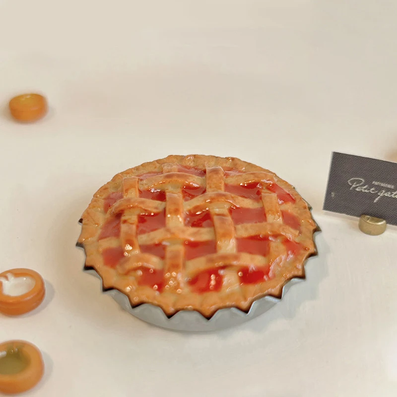 Miniature Food Toys Delicious Dessert Simulation Apple Pie Decoration Items Fit For 1:12/1:6 Dollhouse Kitchen Ornaments
Miniature Food Toys Delicious Dessert Simulation Apple Pie Decoration Items Fit For 1:12/1:6 Dollhouse Kitchen Ornaments
