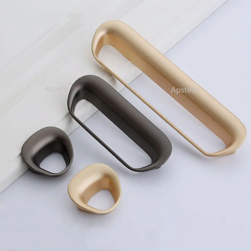 Zinc Alloy Cupboard Wardrobe Drawer Pulls Modern Simple Kitchen Door Cabinet Handles and Knobs Fashion Furniture Handle Hardware
Zinc Alloy Cupboard Wardrobe Drawer Pulls Modern Simple Kitchen Door Cabinet Handles and Knobs Fashion Furniture Handle Hardware