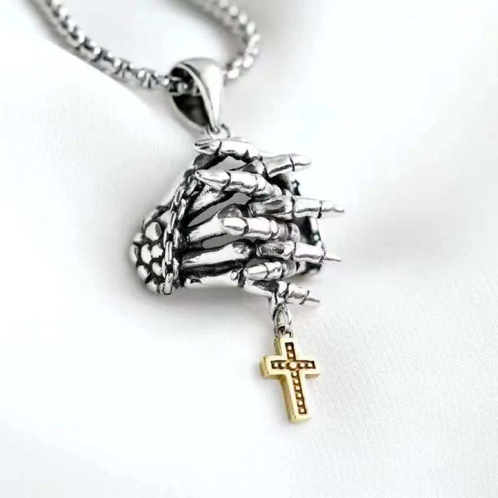 Fashion jewelry prayer hand bone skeleton cross pendant necklace for women retro accessories domineering trendy men chain
Fashion jewelry prayer hand bone skeleton cross pendant necklace for women retro accessories domineering trendy men chain