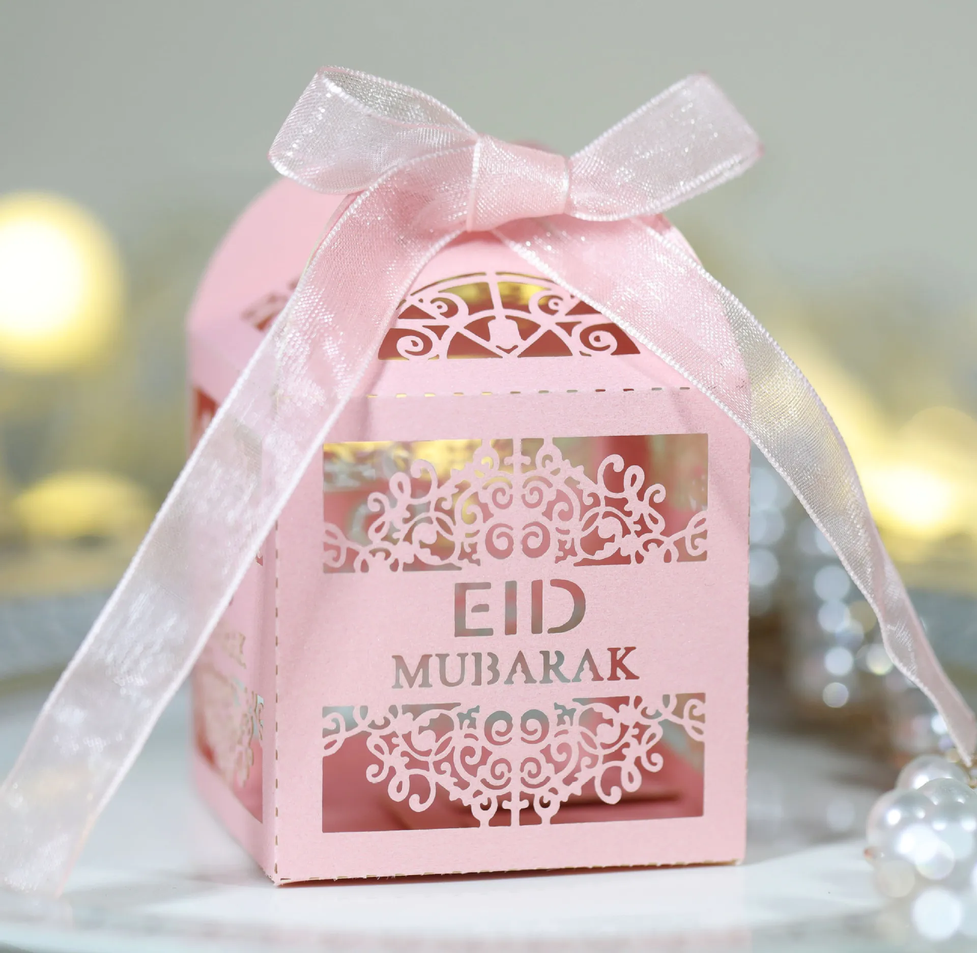 50pcs Eid Mubarak Chocolate Package Box for Guest Party Candy Box Gift Paper Box for Sweet
50pcs Eid Mubarak Chocolate Package Box for Guest Party Candy Box Gift Paper Box for Sweet