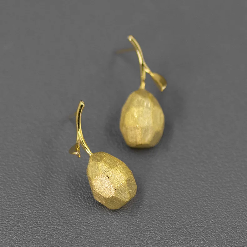 August Pear Ripe Sterling Silver Elegant, Concise and Elegant Pear Series Earrings C 
August Pear Ripe Sterling Silver Elegant, Concise and Elegant Pear Series Earrings C