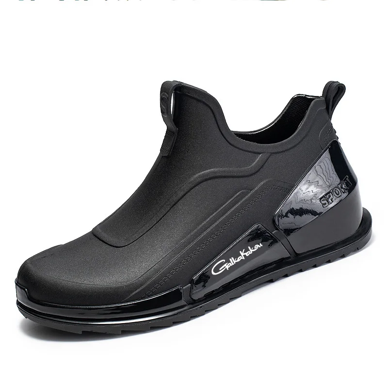 2022 New Brand Rain Boots Men's Short Tube Outdoor Waterproof Shoes Fishing Rubber Shoes Non-slip Light Waterproof Overshoes 
2022 New Brand Rain Boots Men's Short Tube Outdoor Waterproof Shoes Fishing Rubber Shoes Non-slip Light Waterproof Overshoes