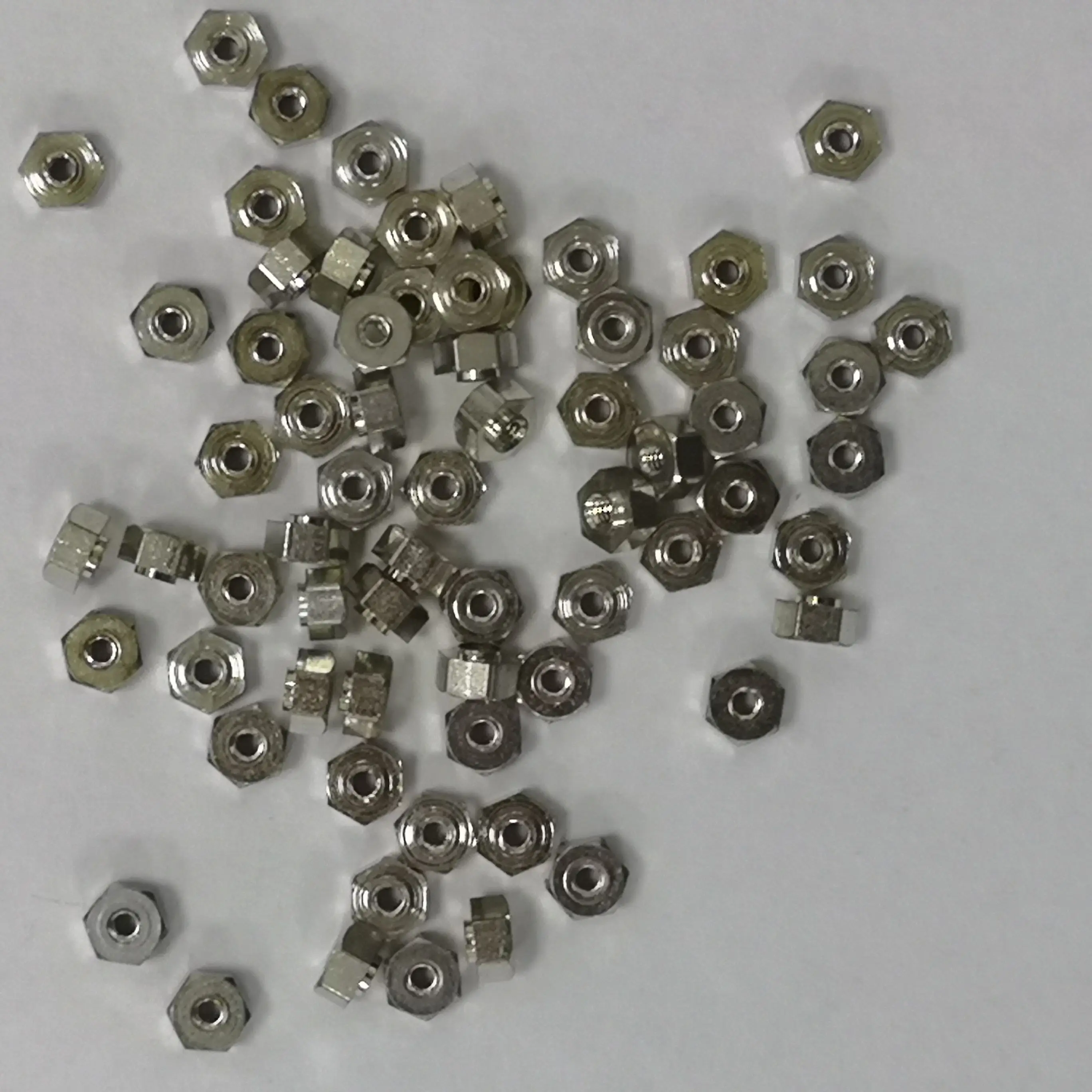 SMTSO-M1.2-1/2/3Micro Hex SMT Nut, углеродистая сталь, олово с гальваническим покрытием, крепежи для сварки, 1000 шт. в катушке
SMTSO-M1.2-1/2/3Micro Hex SMT Nut, углеродистая сталь, олово с гальваническим покрытием, крепежи для сварки, 1000 шт. в катушке