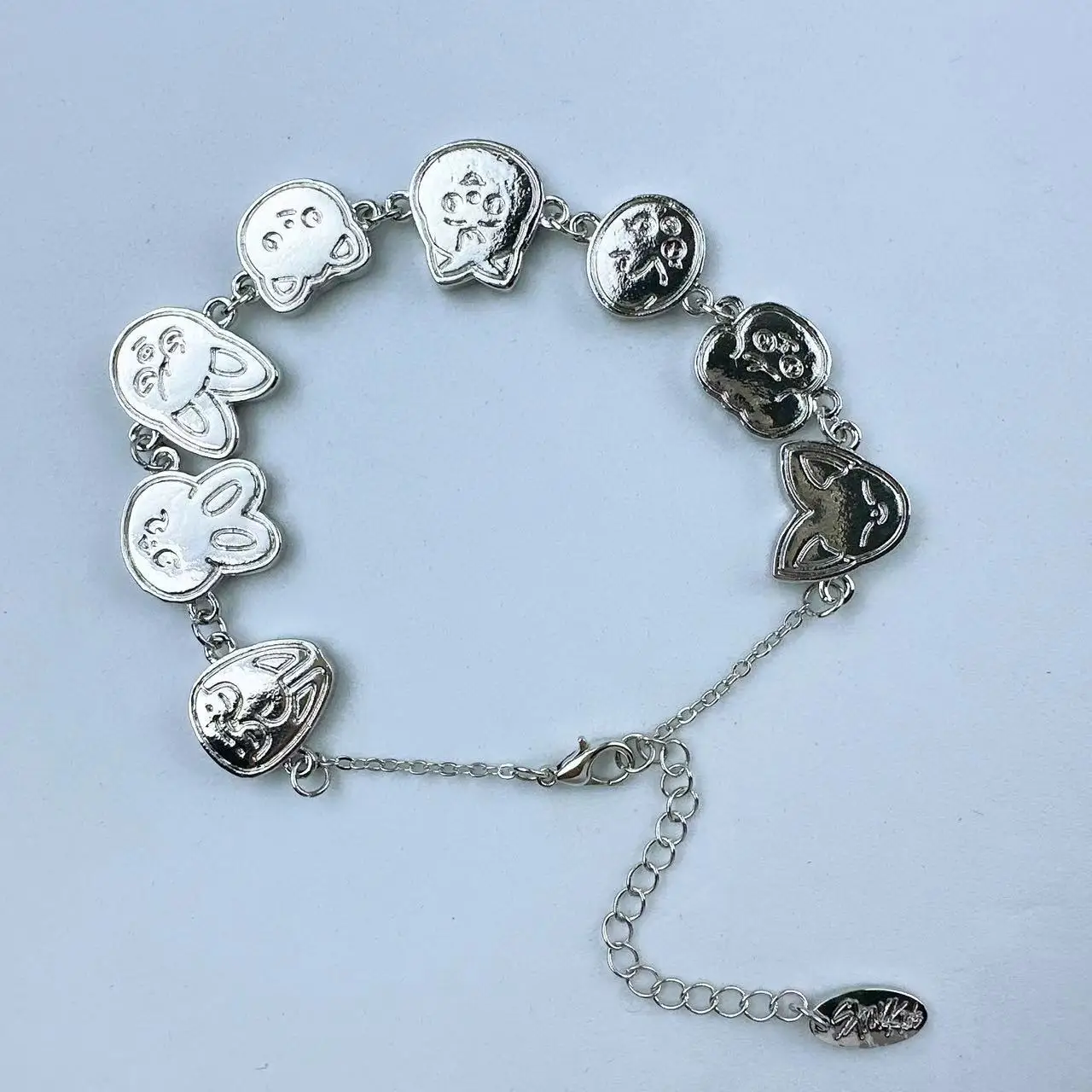 2023 Korean Wave New Stray Kids Zoo Cartoon Cute Animal Head Metal Bracelet Fans Jewelry Fashion Accessories Couple Gifts
2023 Korean Wave New Stray Kids Zoo Cartoon Cute Animal Head Metal Bracelet Fans Jewelry Fashion Accessories Couple Gifts