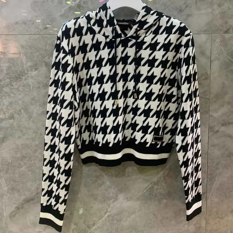22 Early Autumn Houndstooth Pullover Sweater Fashion Elegant Long Sleeve Short Hoodie Casual Runway Waist Women Clothes 2color
22 Early Autumn Houndstooth Pullover Sweater Fashion Elegant Long Sleeve Short Hoodie Casual Runway Waist Women Clothes 2color