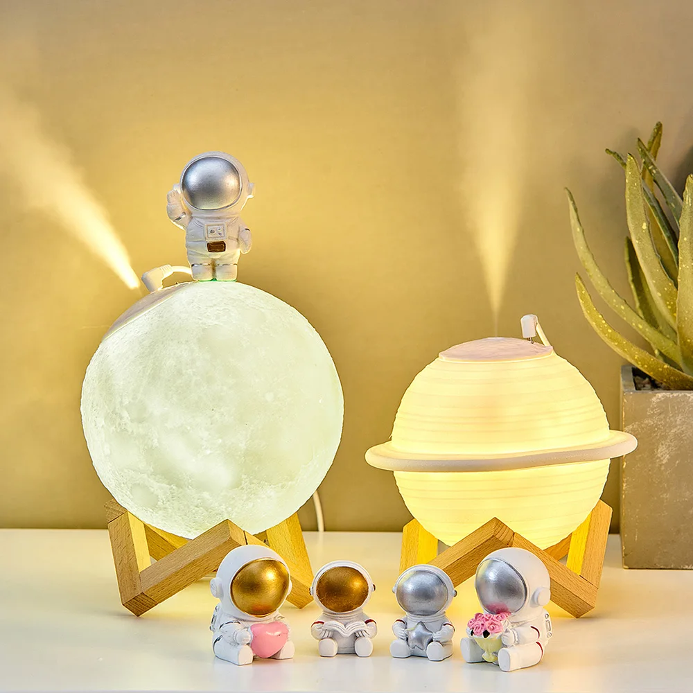 Creative Astronaut Mini Humidifier Night Light Nordic Home Decoration Bedroom Desk Decoration Christmas Decor Children Gifts
Creative Astronaut Mini Humidifier Night Light Nordic Home Decoration Bedroom Desk Decoration Christmas Decor Children Gifts