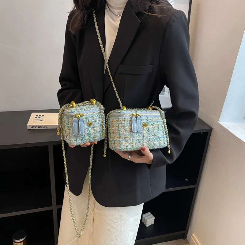 2023 Fashion Woven Luxury Design Crossbody Bags For Women New Summer Classic Vintage Chain Shoulder Casual Trendy Ladies Handbag
2023 Fashion Woven Luxury Design Crossbody Bags For Women New Summer Classic Vintage Chain Shoulder Casual Trendy Ladies Handbag