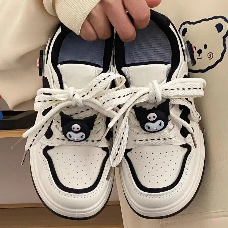 Kawaii Sanrio Kuromi аниме Kawaii универсальные повседневные популярные дышащие кроссовки модные милые нишевые повседневные кроссовки
Kawaii Sanrio Kuromi аниме Kawaii универсальные повседневные популярные дышащие кроссовки модные милые нишевые повседневные кроссовки