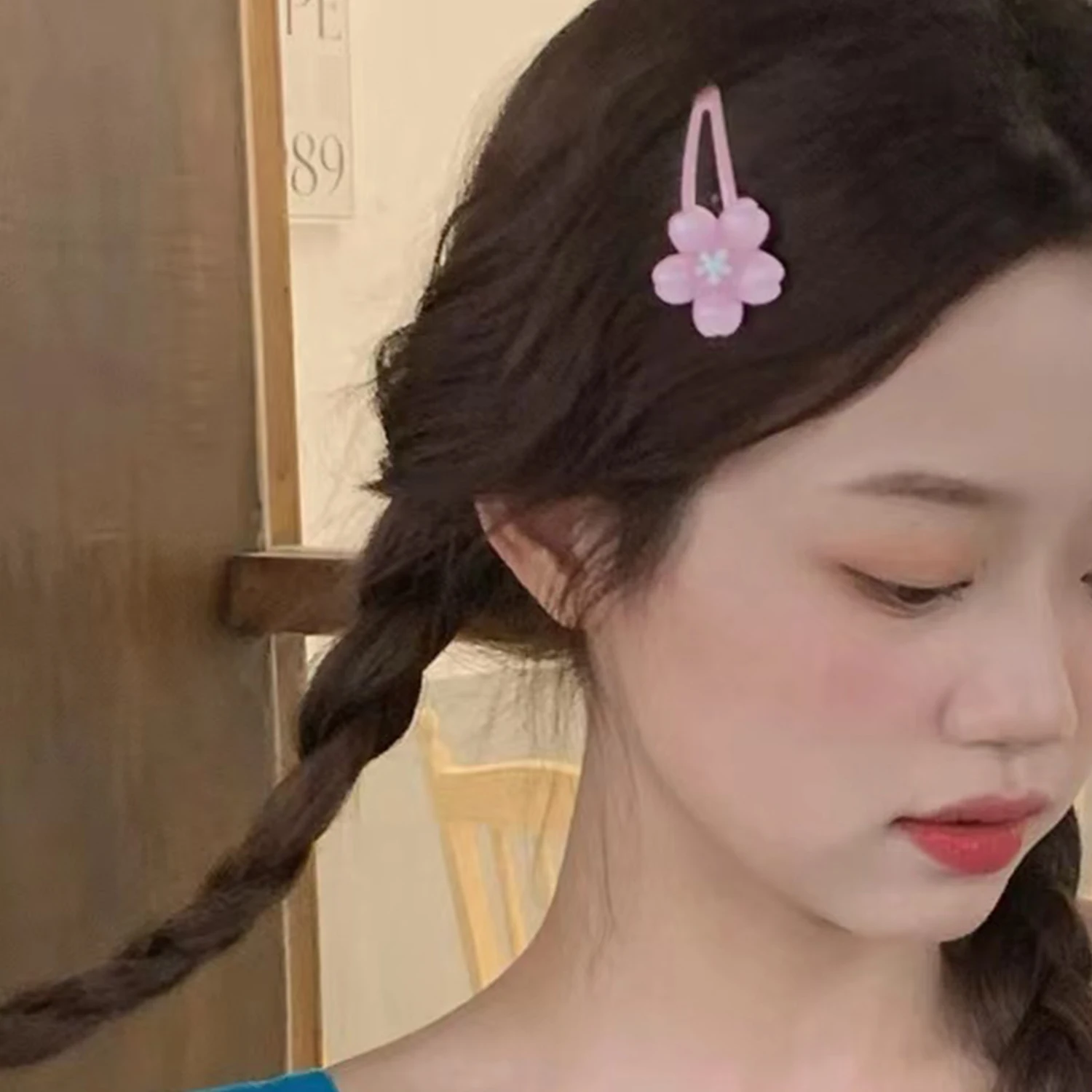 Cute Gentle Creamy Flower Bangs Side Clip Fresh Pink Sakura Hairpin Sweet Side Clip Girl Headwear Lovely Hairpins Kawaii Gift
Cute Gentle Creamy Flower Bangs Side Clip Fresh Pink Sakura Hairpin Sweet Side Clip Girl Headwear Lovely Hairpins Kawaii Gift