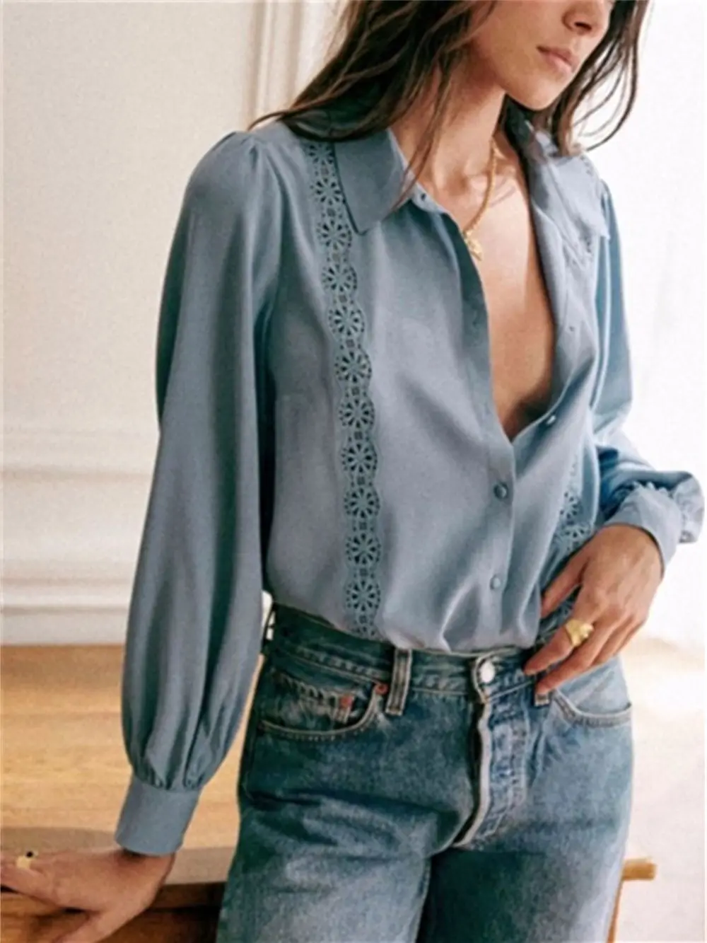 

Женская ажурная шелковая блузка с цветочной вышивкой, Элегантная Дамская рубашка с длинным рукавом и отложным воротником и кружевной отделкой, новинка 2023