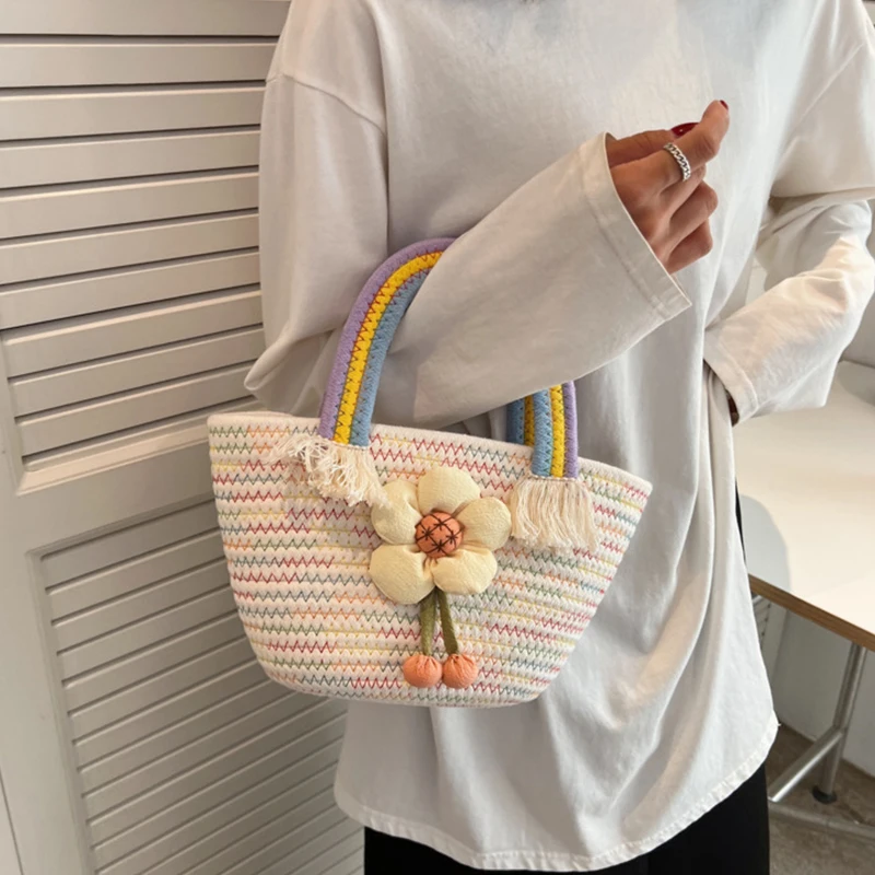 Grass woven handbag for women's new Korean version trendy small fresh rainbow handbag versatile foreign style handbag
Grass woven handbag for women's new Korean version trendy small fresh rainbow handbag versatile foreign style handbag