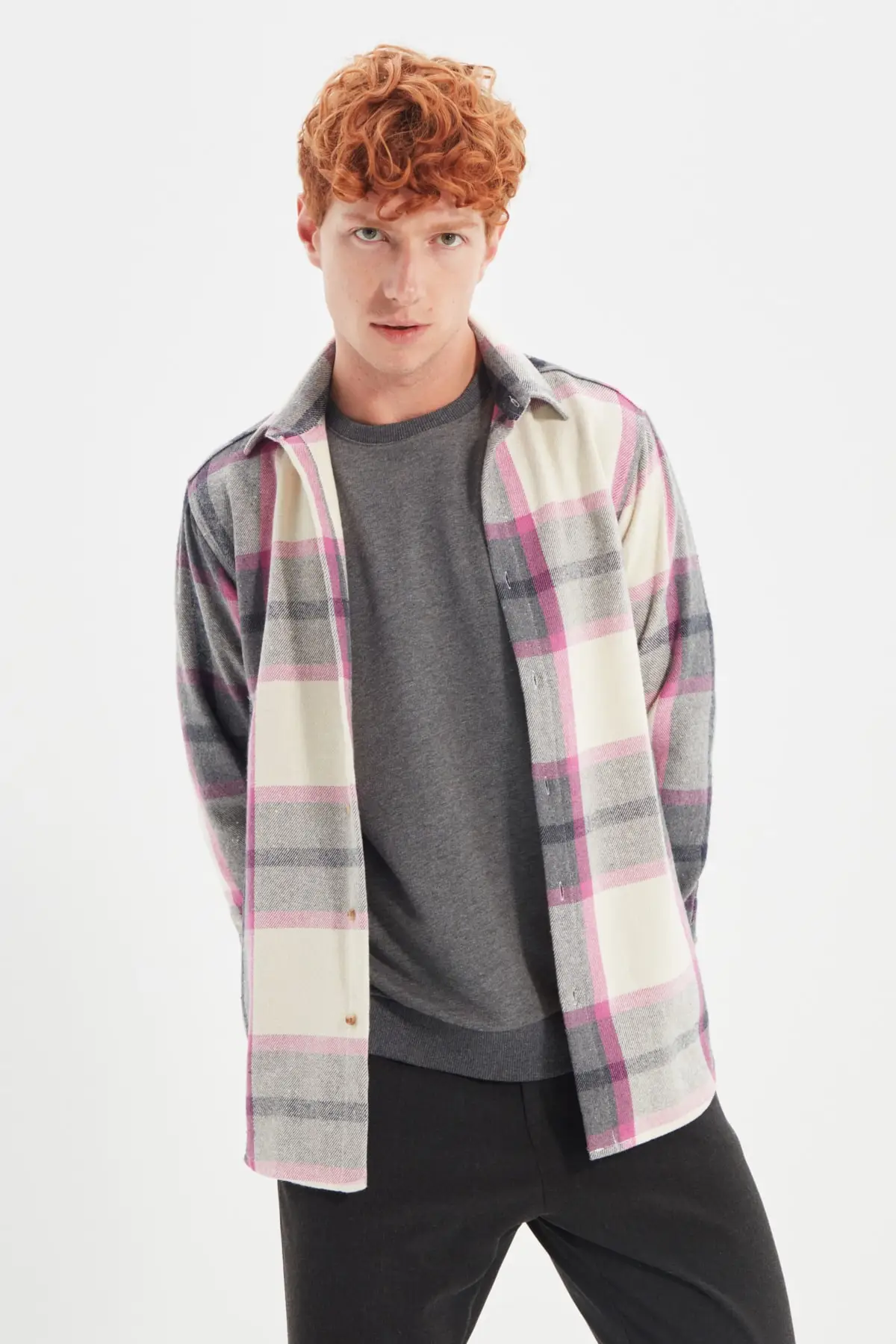 Trendyol Men 'S Regular Fit Shirt Collar Lumberjack Plaid Long-Sleeve Shirt TMNAW22GO0104
Trendyol Men 'S Regular Fit Shirt Collar Lumberjack Plaid Long-Sleeve Shirt TMNAW22GO0104
