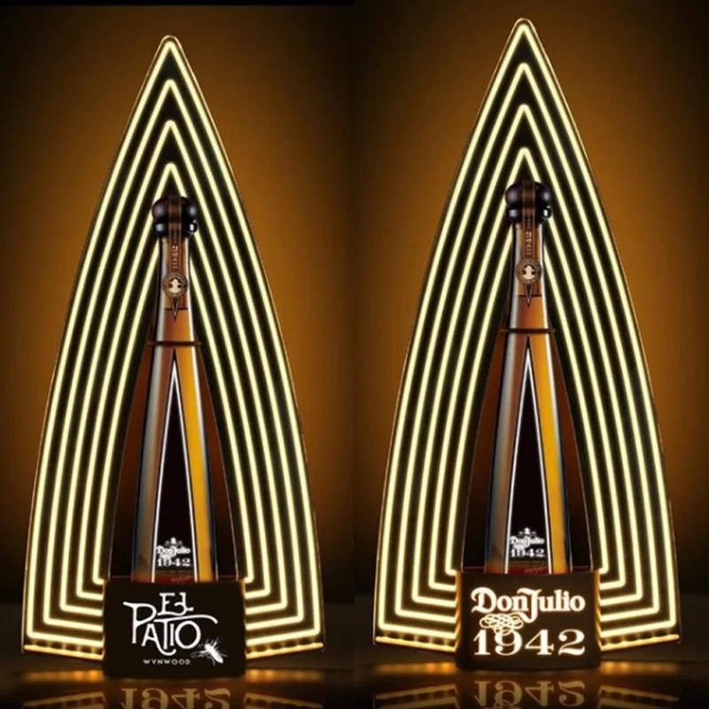 

LED SPEARHEAD - DON JULIO 1942 Champagne Wine Bottle Glorifier Display VIP Presenter for Night Club Lounge Bar Party Decoration