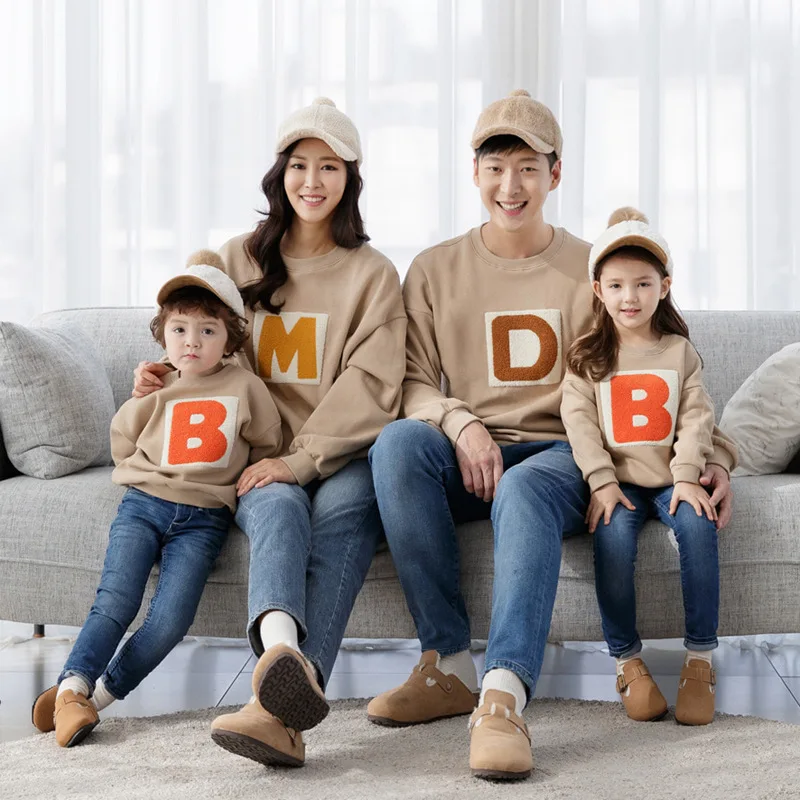 

Parent-Child Autumn And Winter Clothes For The Whole Family Look Sweatshirts Mom And Daughter Matching t Shirts Dad Son Clothing