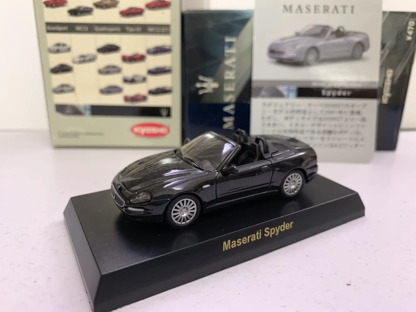 Коллекция 1/64 игрушечных моделей автомобилей KYOSHO Maserati Spyder из литого сплава
Коллекция 1/64 игрушечных моделей автомобилей KYOSHO Maserati Spyder из литого сплава