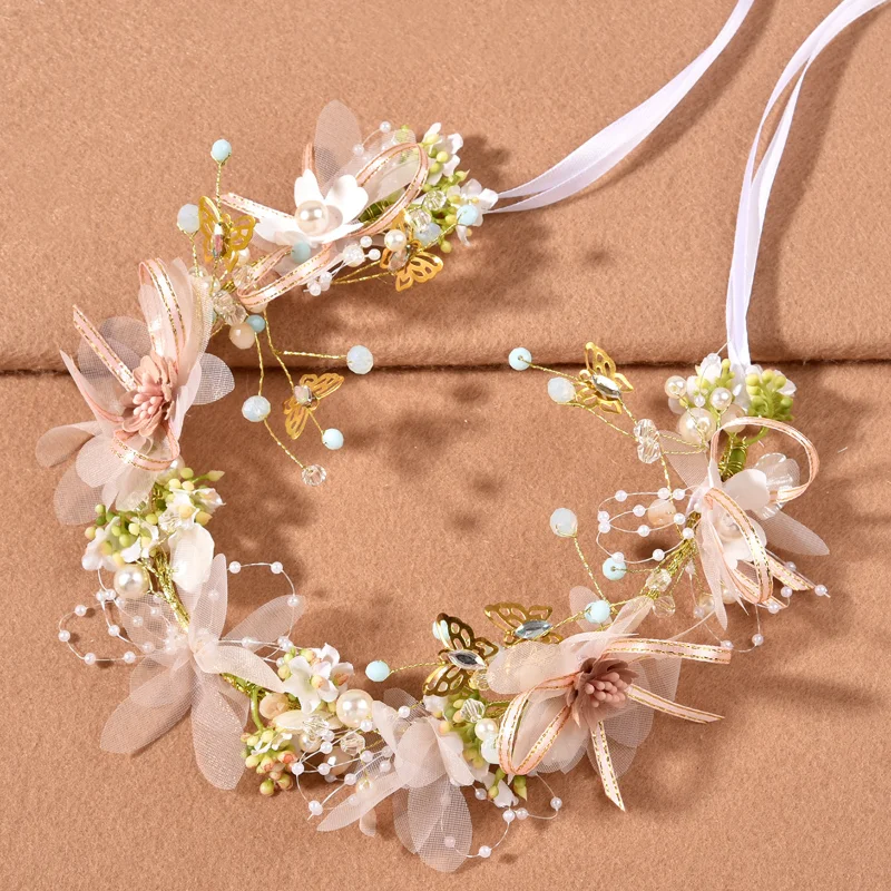 New High Quality Spring Bohemian Pearl Crowns Beach Hawaii Floral Garland Romantic Faux Rose Wedding Wreaths Flower Headband
New High Quality Spring Bohemian Pearl Crowns Beach Hawaii Floral Garland Romantic Faux Rose Wedding Wreaths Flower Headband