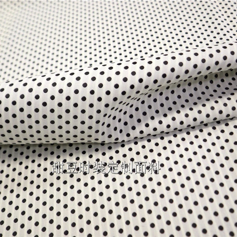 

Yarn-dyed Brocade Jacquard Fabric Polka Dot Dress Shirt Coat Clothing European Brand Fashion Design Sew Wholesale Cloth by Meter