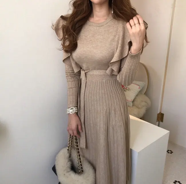 Женское платье-свитер с оборками, облегающее плиссированное платье трапециевидной формы с длинным рукавом, зимняя одежда, женское платье
Женское платье-свитер с оборками, облегающее плиссированное платье трапециевидной формы с длинным рукавом, зимняя одежда, женское платье