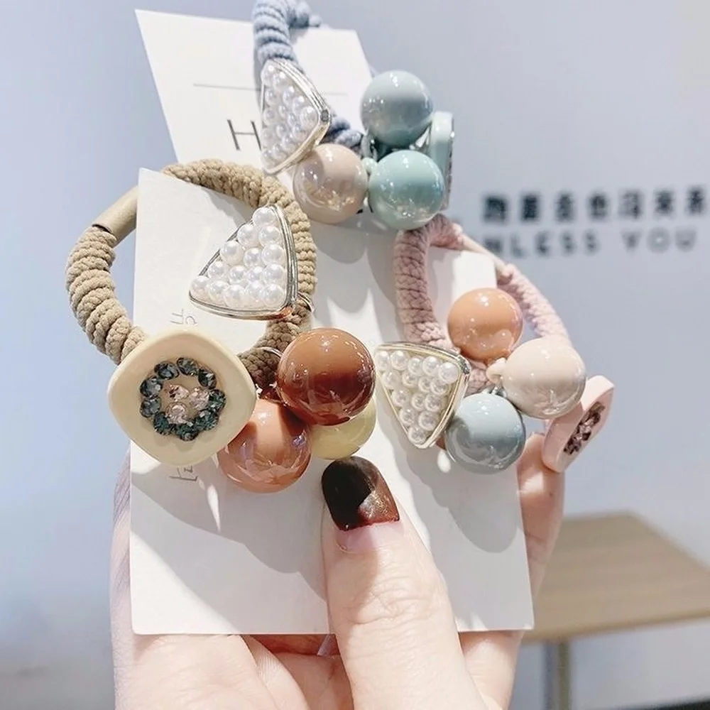 5pcs Small Fresh Candy Color Ball Hair Ring Super Fairy Rubber Band Hair Rope Fashion Simple Head Rope Headdress
5pcs Small Fresh Candy Color Ball Hair Ring Super Fairy Rubber Band Hair Rope Fashion Simple Head Rope Headdress