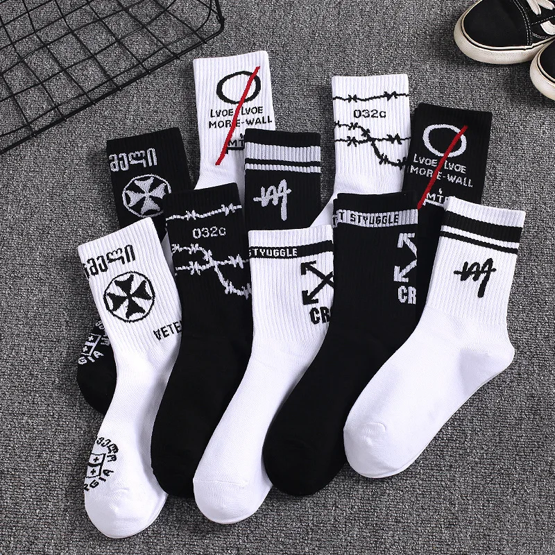 Men's socks European and American street students tide brand hip-hop sports skateboard basketball socks long tube cotton socks
Men's socks European and American street students tide brand hip-hop sports skateboard basketball socks long tube cotton socks