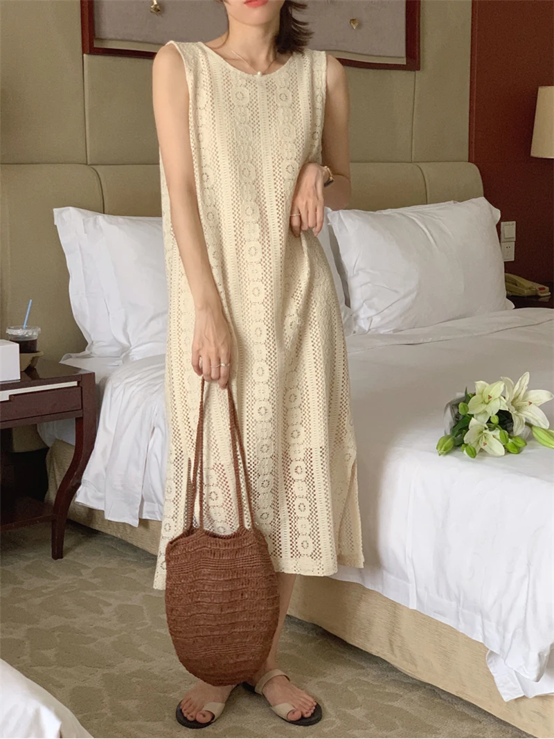 

Hollow Crochet Lace Ankle Long Dress Apricot Women French O-neck Vintage Sleeveless Split Straight Loose Dress Summer Beach N682