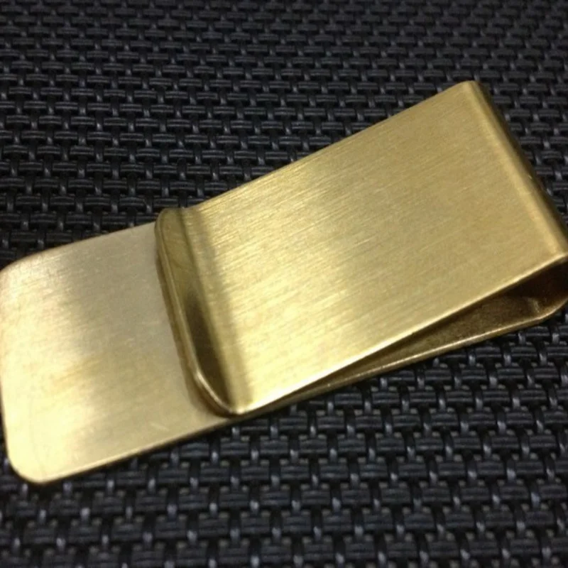 Outdoor EDC Simple Brass Money Clip 2 Colors Man Clamp Holder for Money Wallet
Outdoor EDC Simple Brass Money Clip 2 Colors Man Clamp Holder for Money Wallet