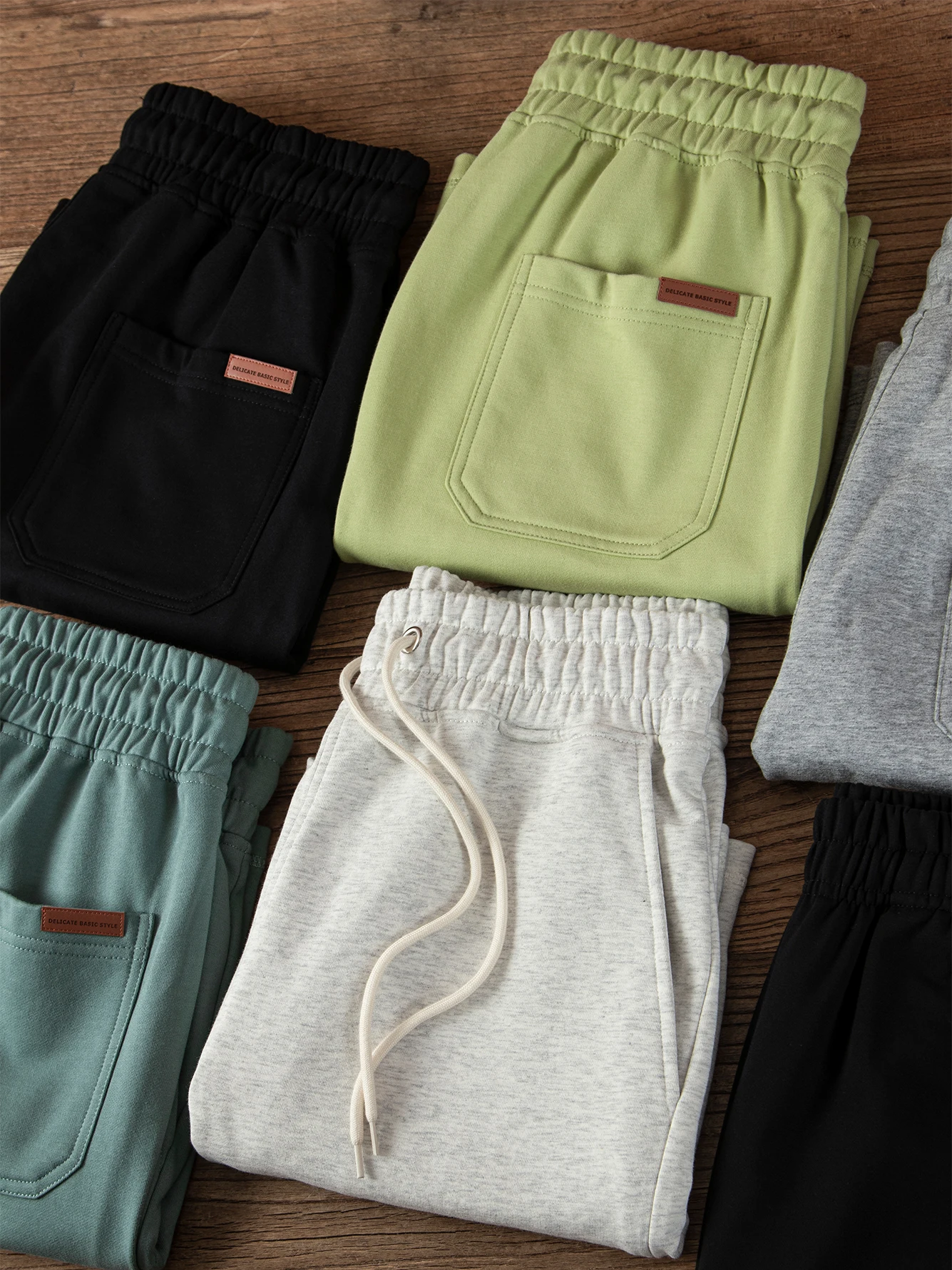 2022 Summer New Sweat Shorts Men Gym Fitness Running Knee Length Solid Color Pants Trousers High Quality Men's Clothing
2022 Summer New Sweat Shorts Men Gym Fitness Running Knee Length Solid Color Pants Trousers High Quality Men's Clothing