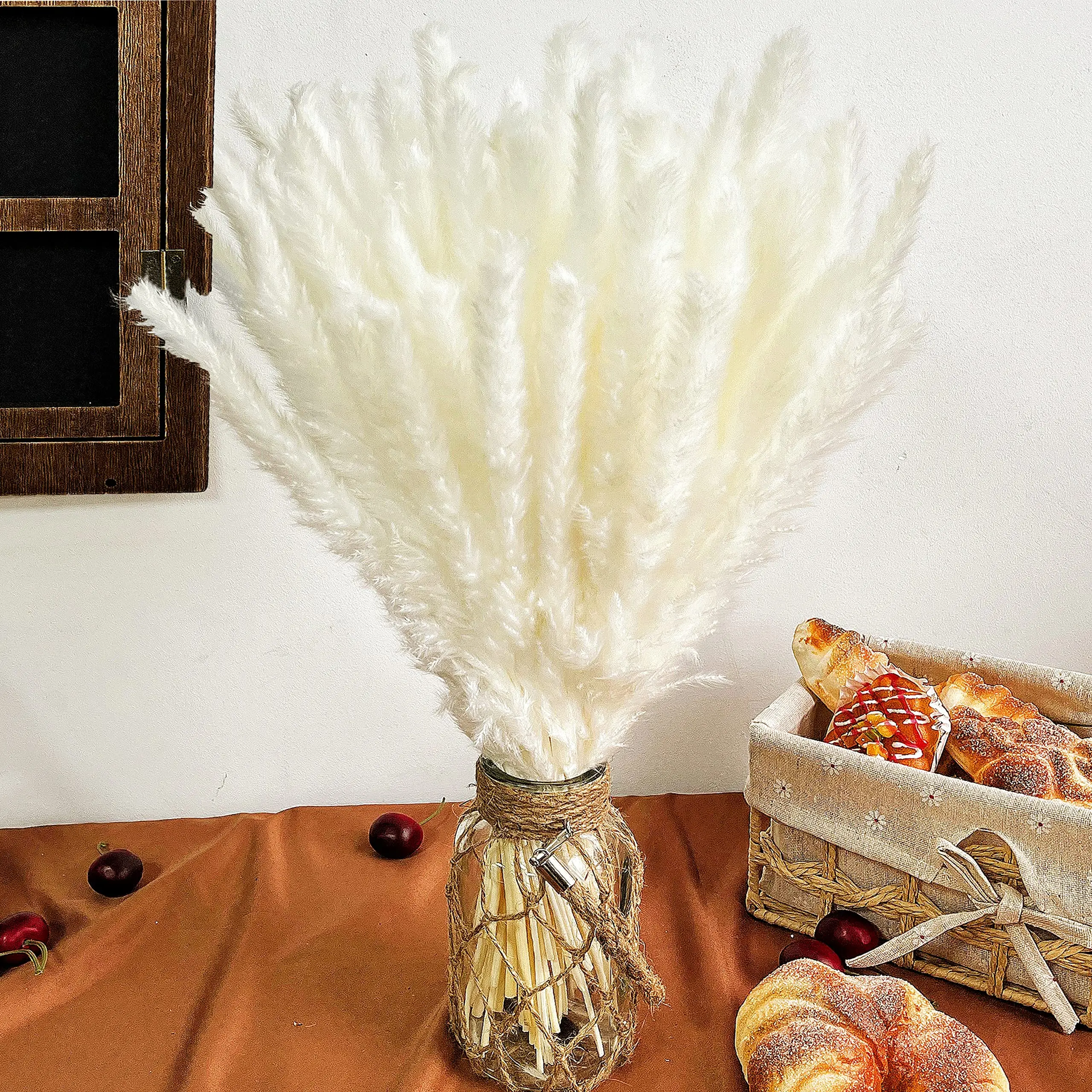 60Pcs White Pampas Grass Decor Dried Flowers Boho Decor Natural Fluffy Dry Bunny Tails Vase Filler for Home Wedding Arrangement
60Pcs White Pampas Grass Decor Dried Flowers Boho Decor Natural Fluffy Dry Bunny Tails Vase Filler for Home Wedding Arrangement