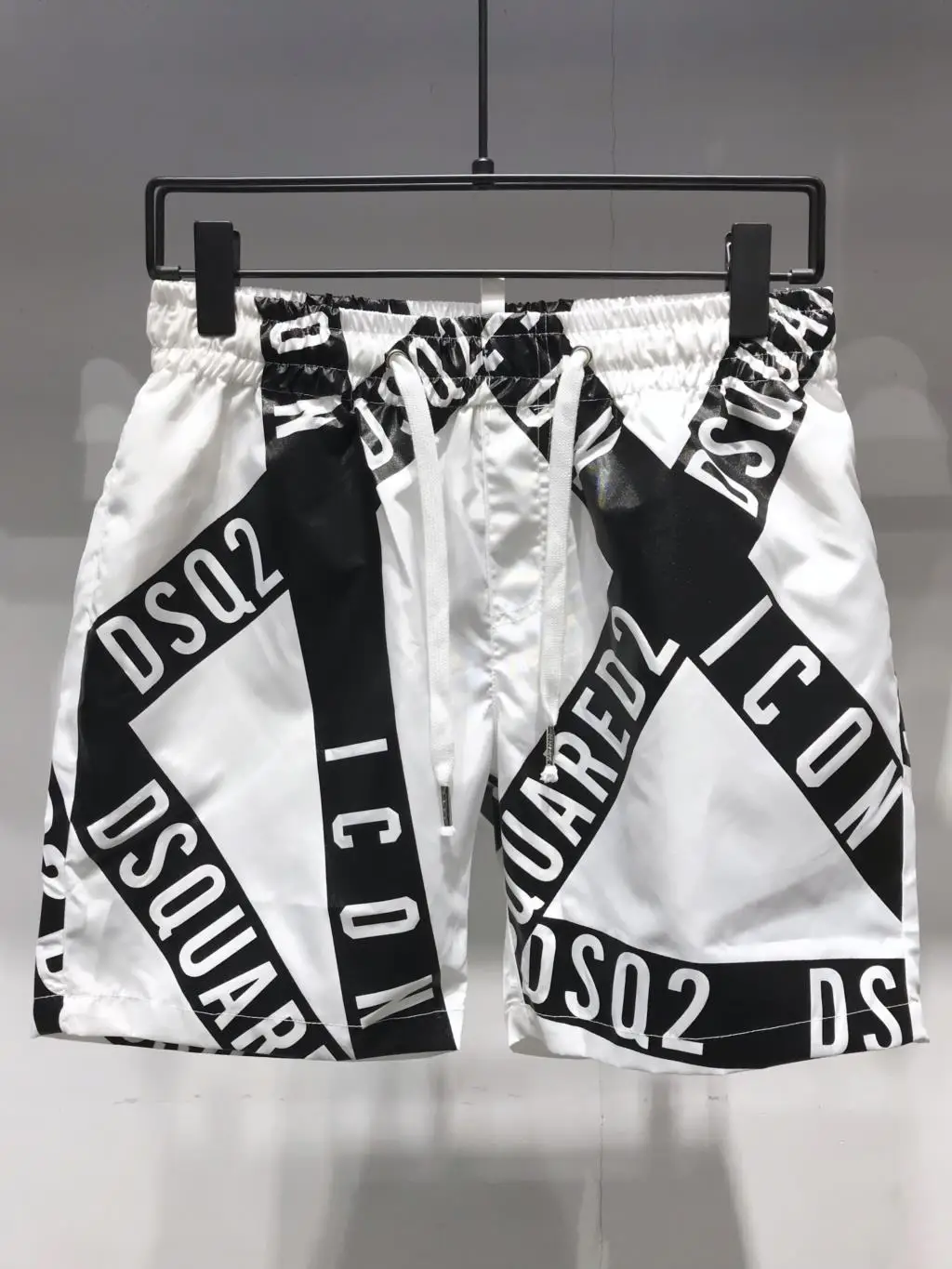 Шорты мужские пляжные с принтом, брендовые дышащие эластичные пляжные шорты для плавания, разные цвета, лето 2022
Шорты мужские пляжные с принтом, брендовые дышащие эластичные пляжные шорты для плавания, разные цвета, лето 2022